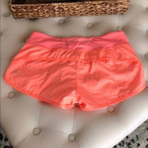 Wagon stripe speed shorts size 6